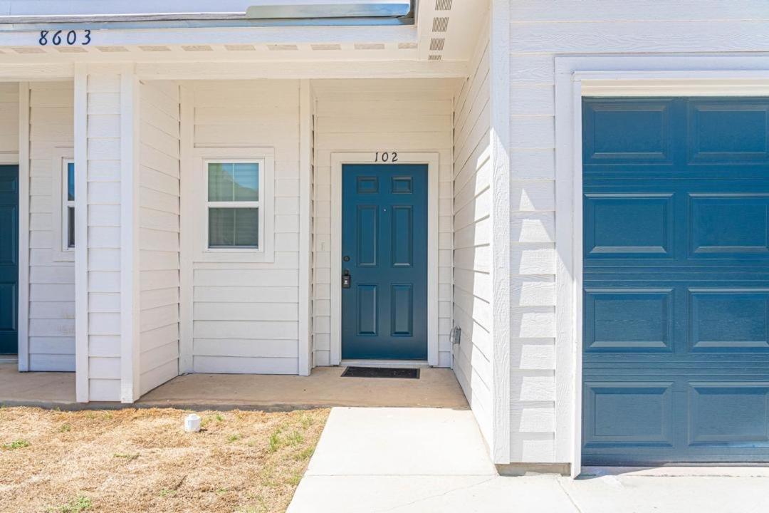 Gorgeous, Brand New 3 Bedrooms Home- Built 2024, Near Seaworld & Lackland Afb ซานอันโตนิโอ ภายนอก รูปภาพ